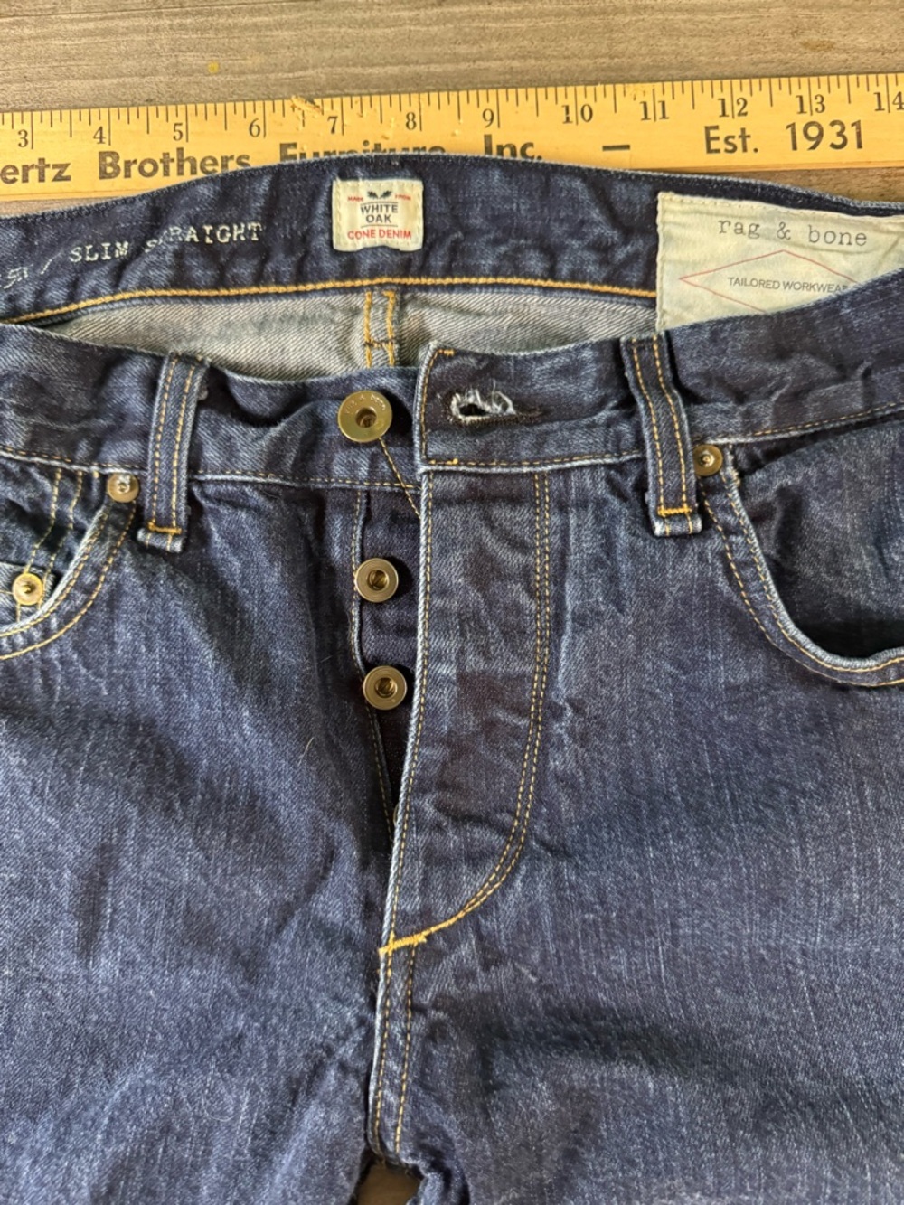 Classic rag & bone RB15X Slim Straight Cut Jeans in Dark Blue Denim